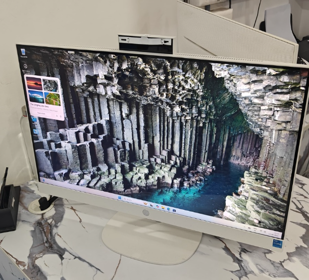 HP 27 ALL IN ONE PC