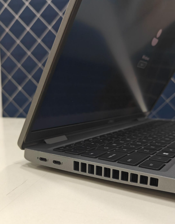 Dell Latitude 5530