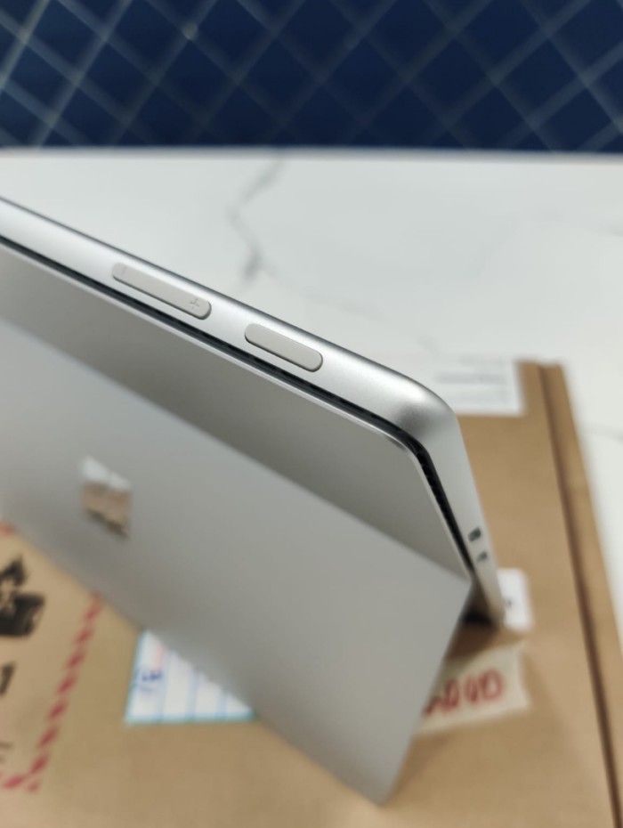 Microsoft Surface Pro 10