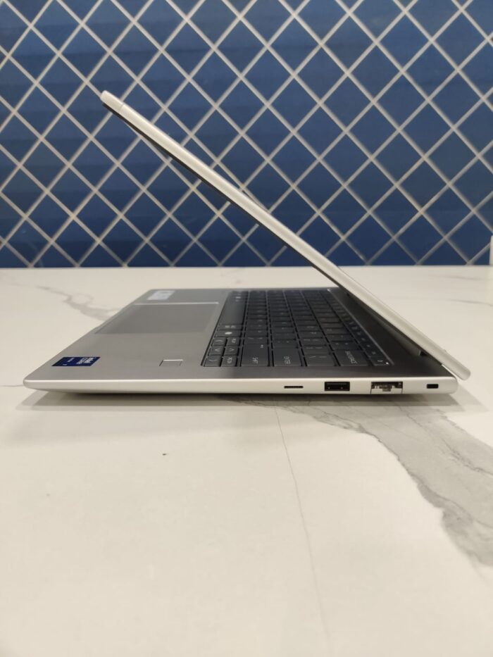 HP EliteBook 6 G1i 14