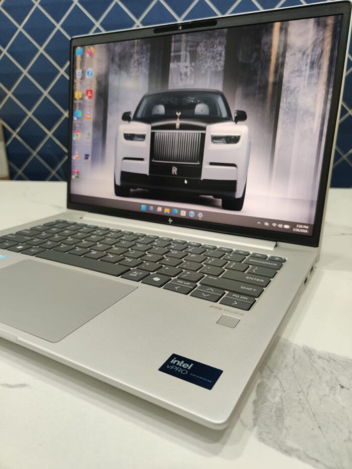 HP EliteBook 640 G11
