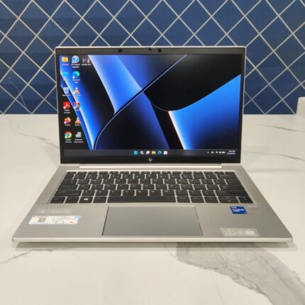 HP ELITEBOOK 830 G8