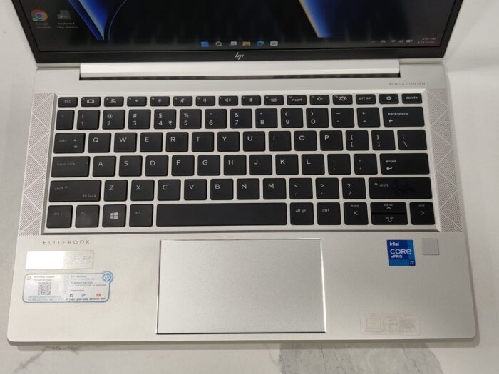 HP ELITEBOOK 830 G8