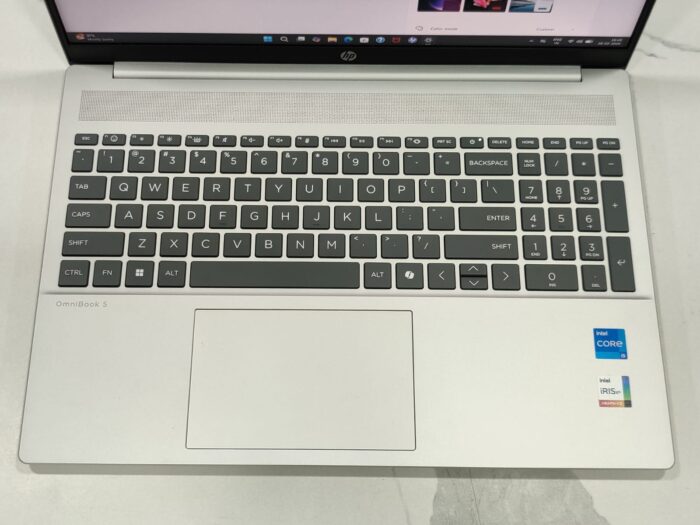 HP OmniBook 5 16