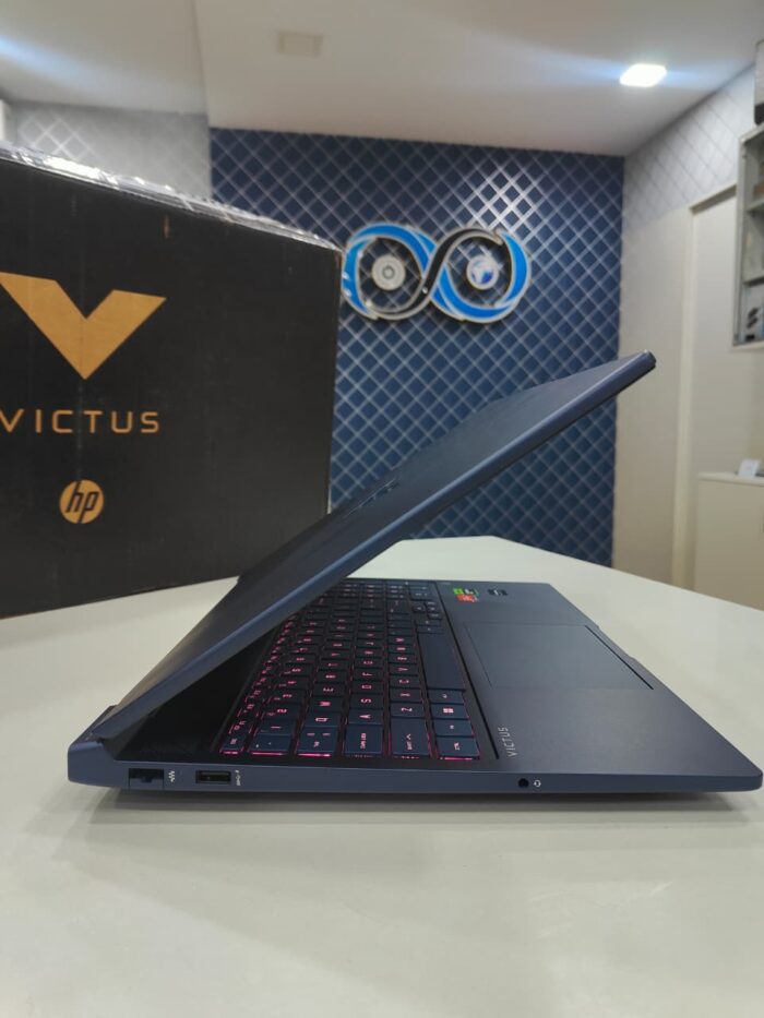 HP Victus Gaming 16